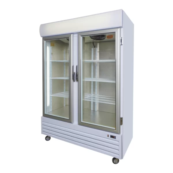 ثلاجة عرض 50 قدم في متجر لعرض المنتجات، من أفضل الادوات الكهربائية المتوفرة في متجر دوك